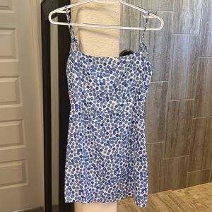 NWT Olivaceous Floral Tie straps  Mini Dress Size Small
